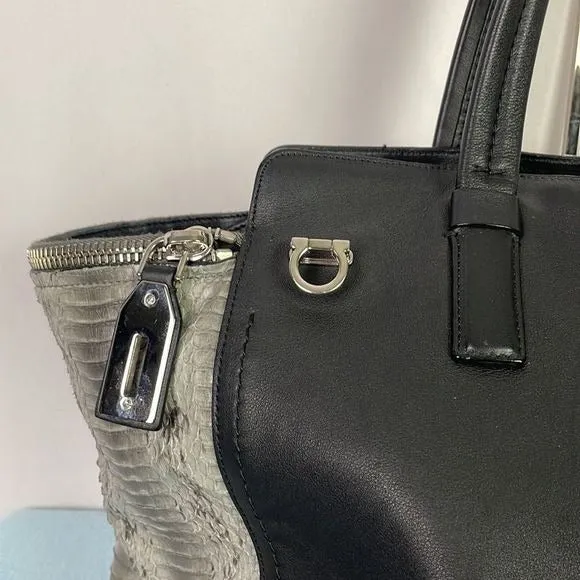 SALVATOREFERRAGAMOLARGE BLACK LEATHER AND GREY SNAKE BAG